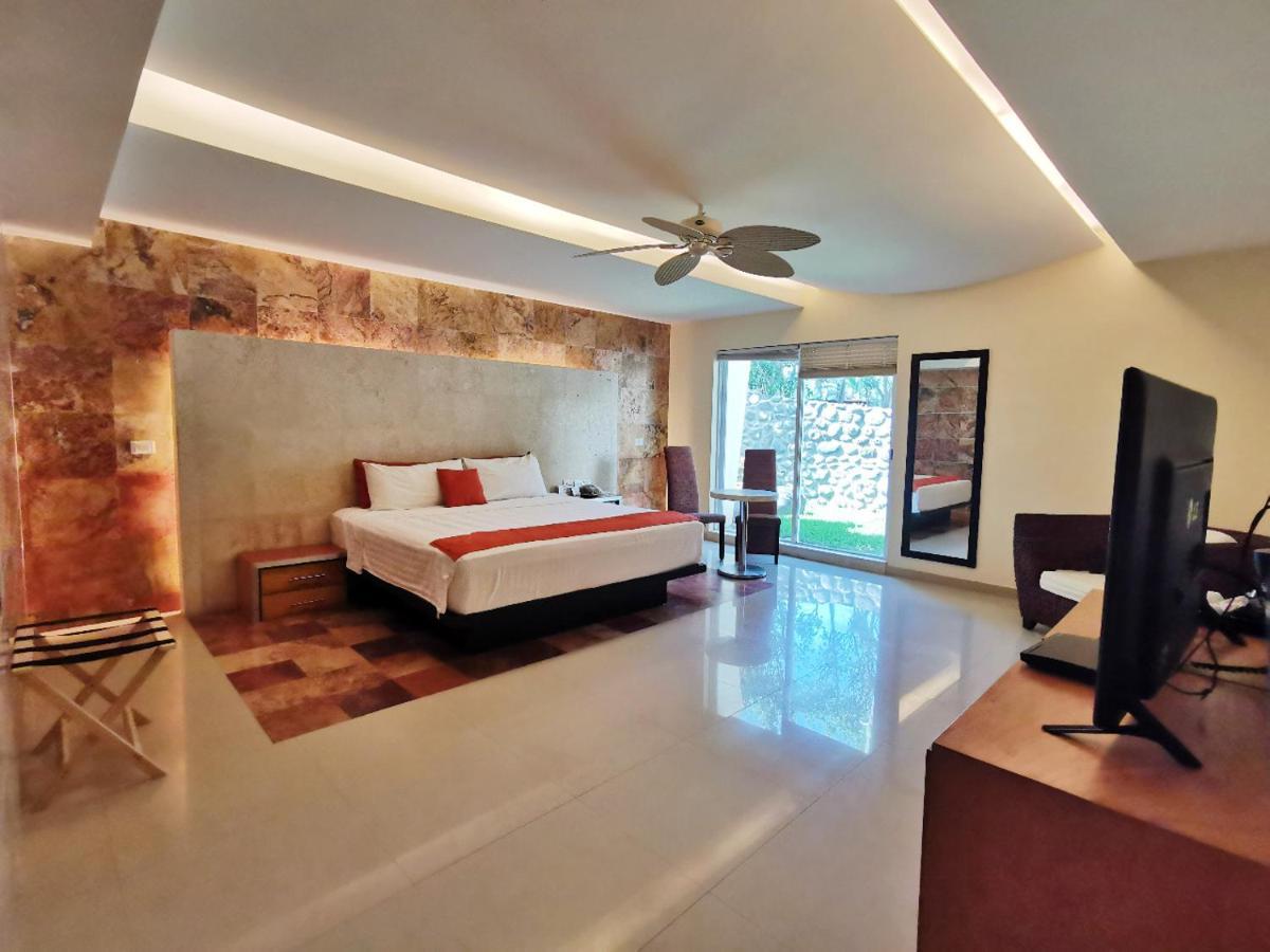 Artisan Playa Esmeralda Family Beach Hotel Playa Chachalacas Exterior photo