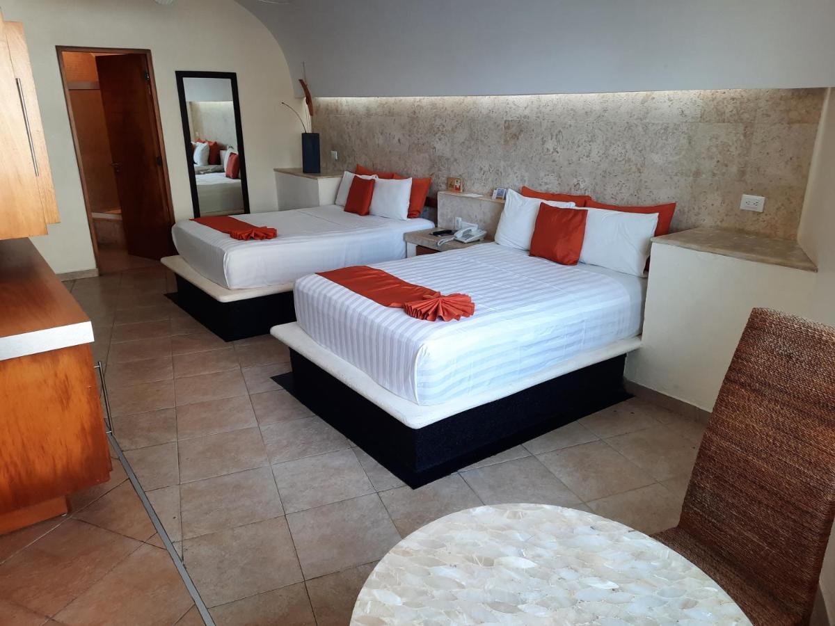 Artisan Playa Esmeralda Family Beach Hotel Playa Chachalacas Exterior photo