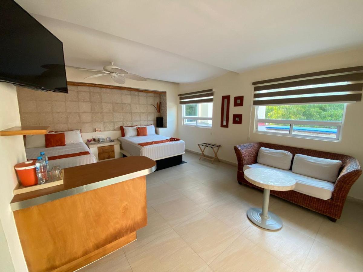Artisan Playa Esmeralda Family Beach Hotel Playa Chachalacas Exterior photo